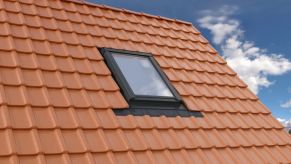 Universali tarpinė RoofLITE+ TFX (įv. dydžiai)